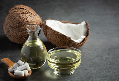 oil pulling teeth