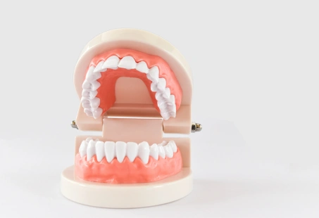 Denture Stomatitis: What It Is, Causes & Treatments 