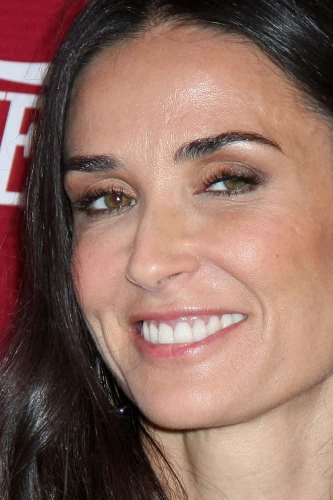 Demi Moore's teeth