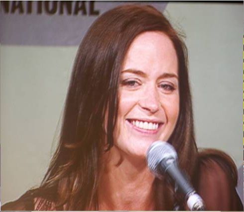 Emily Blunt teeth 2008