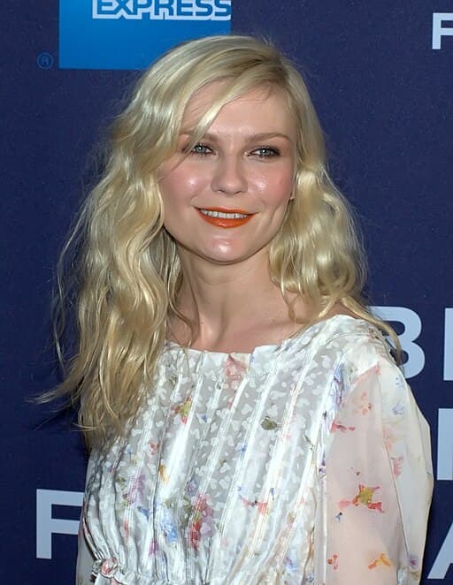 Kirsten Dunst smile